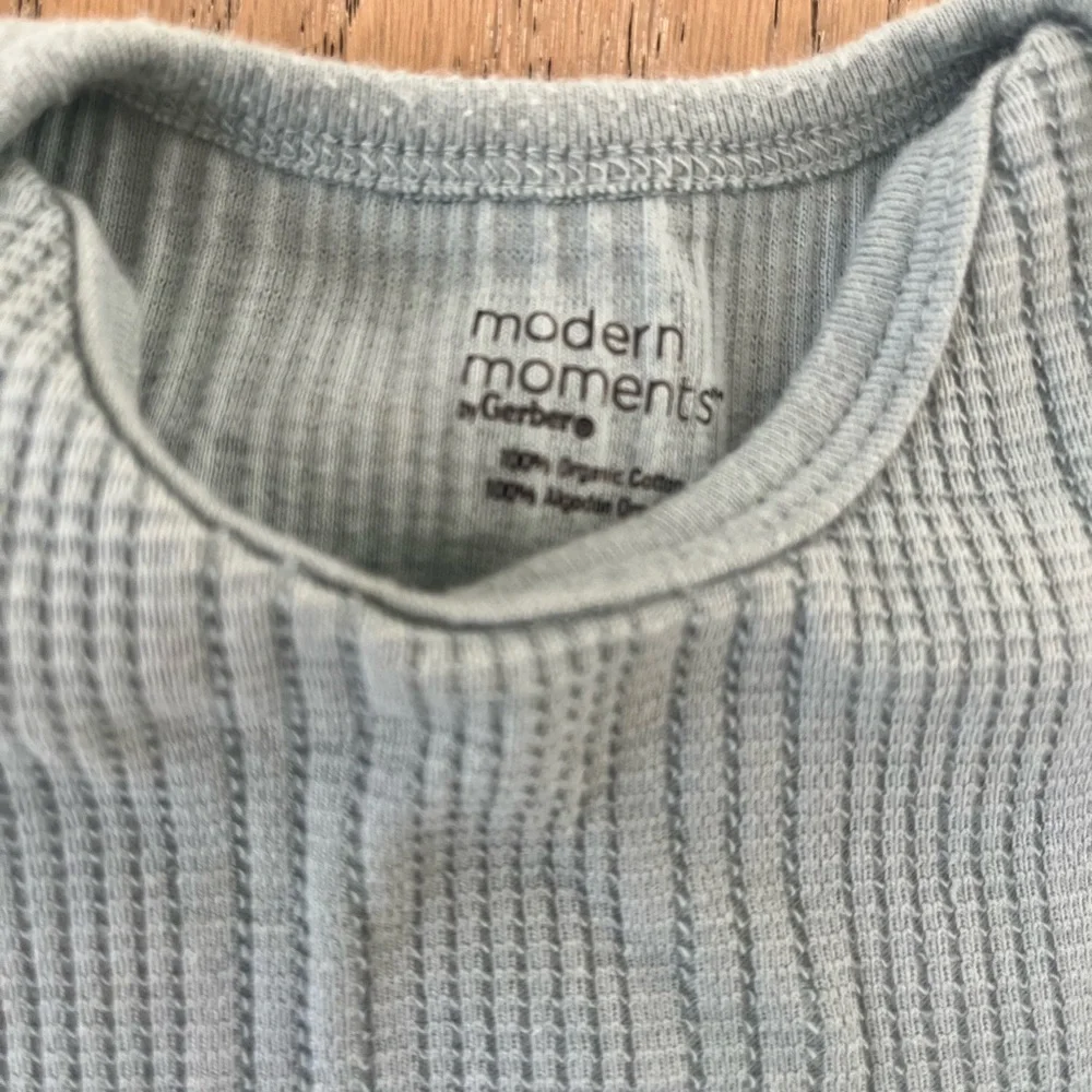 Modern Moments Gerber Baby Boy Girl Blue Summer Bubble Onsie Short 12M